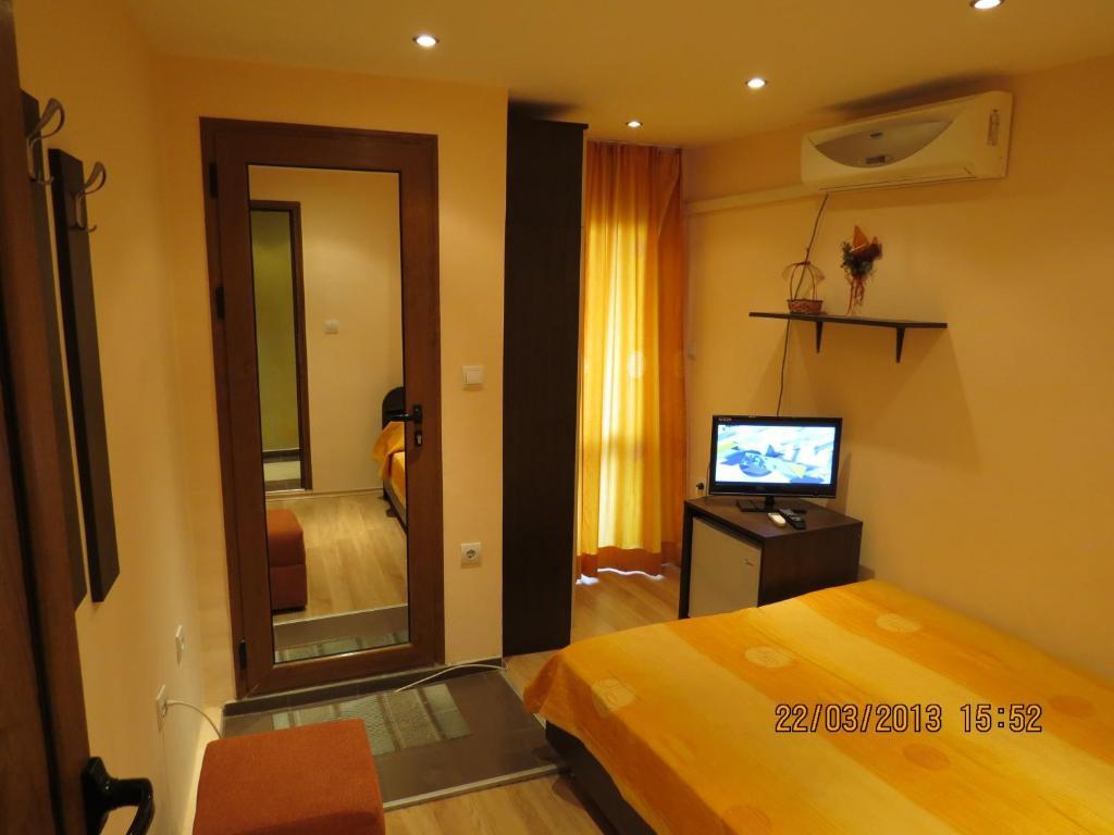 Family Hotel Lebed เนเซบาร์ ห้อง รูปภาพ